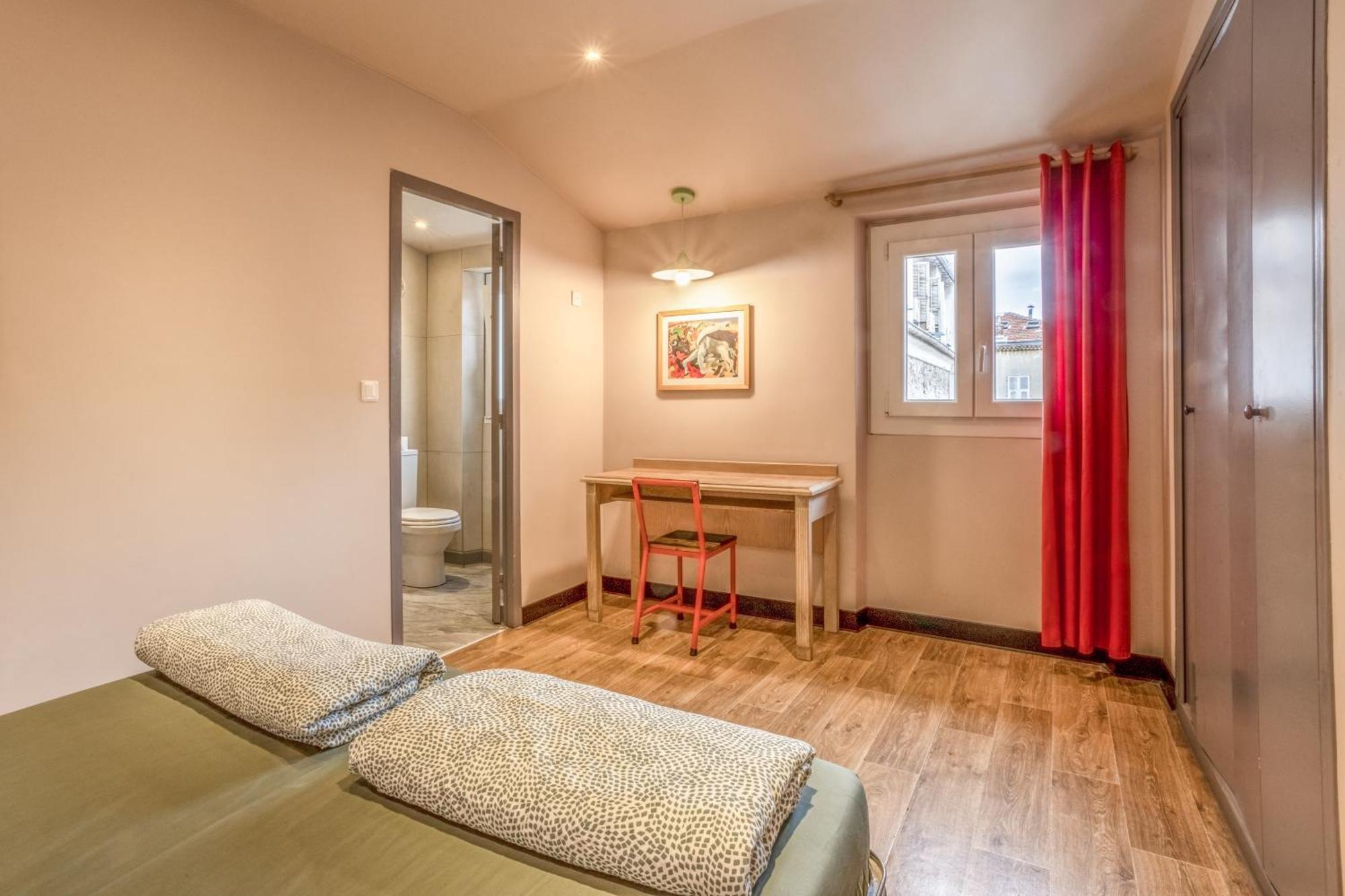 Classic Double Room,1583657740:JPEG