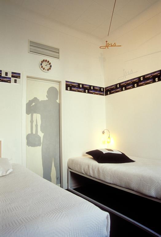 Standard Twin Room,692199123:JPEG