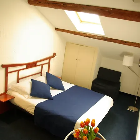 Hotel Univers-3